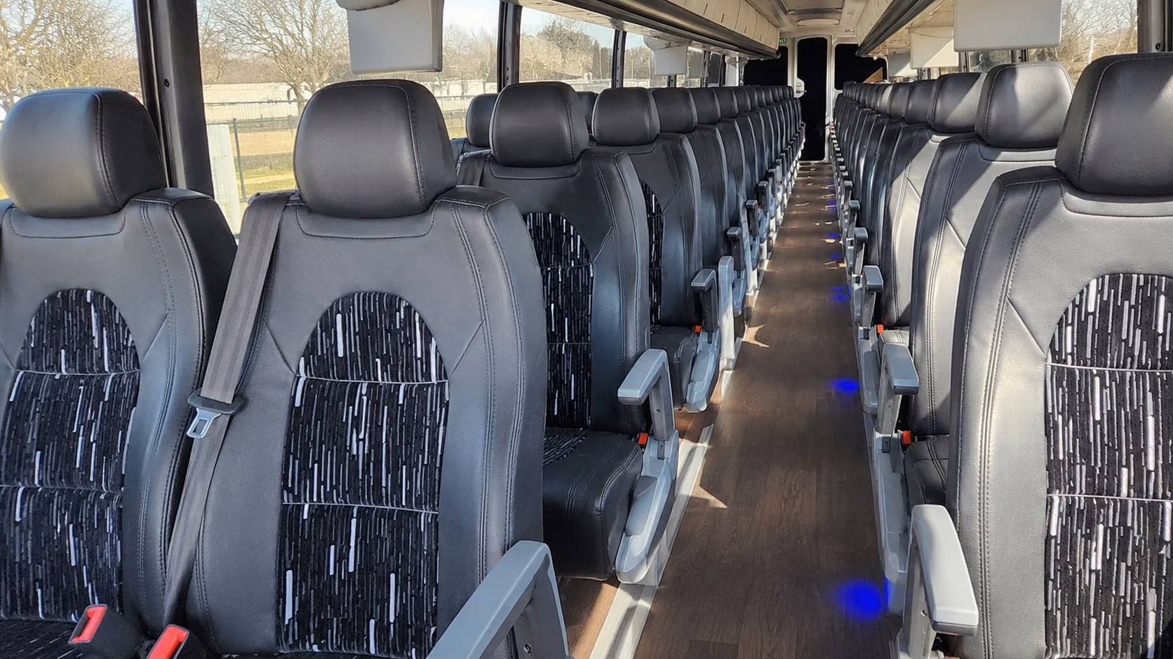 hotel pickup shuttles for out of town wedding guests in bellingham