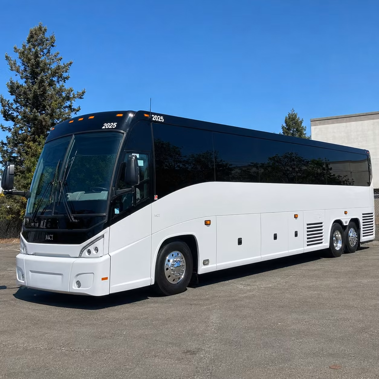 multi day bus rentals for bellingham groups touring the pacific northwest